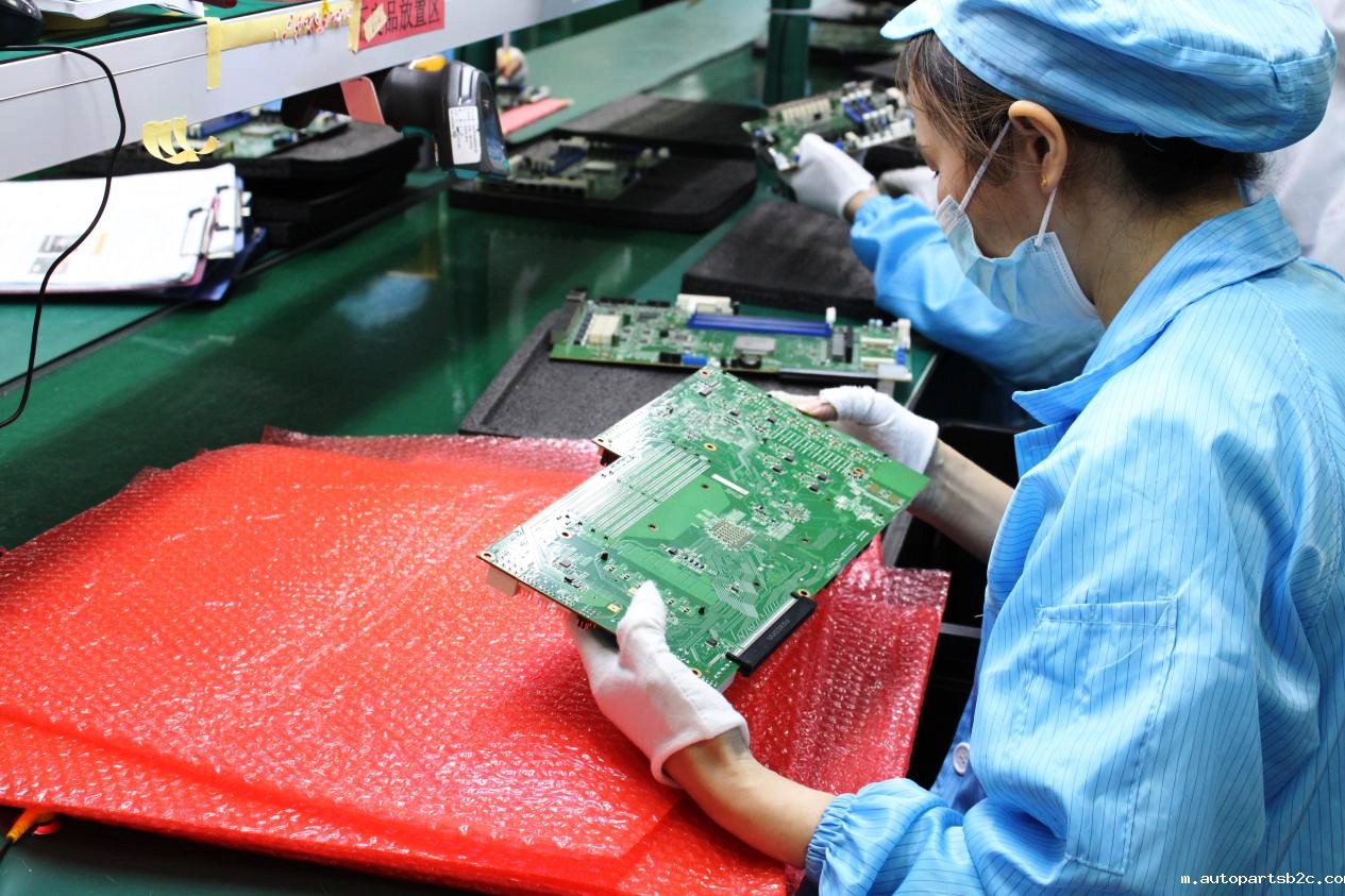 精工铸就:探秘广州百度雷竞技工控主板生产核心环节(图7) 精工铸就:探秘广州百度雷竞技工控主板生产核心环节(图7)