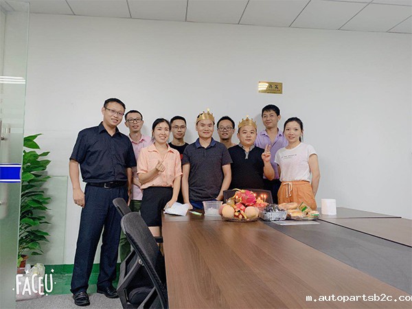 【百度雷竞技计算机】浓情时光,情系员工 7月生日趴 【百度雷竞技计算机】浓情时光,情系员工 7月生日趴