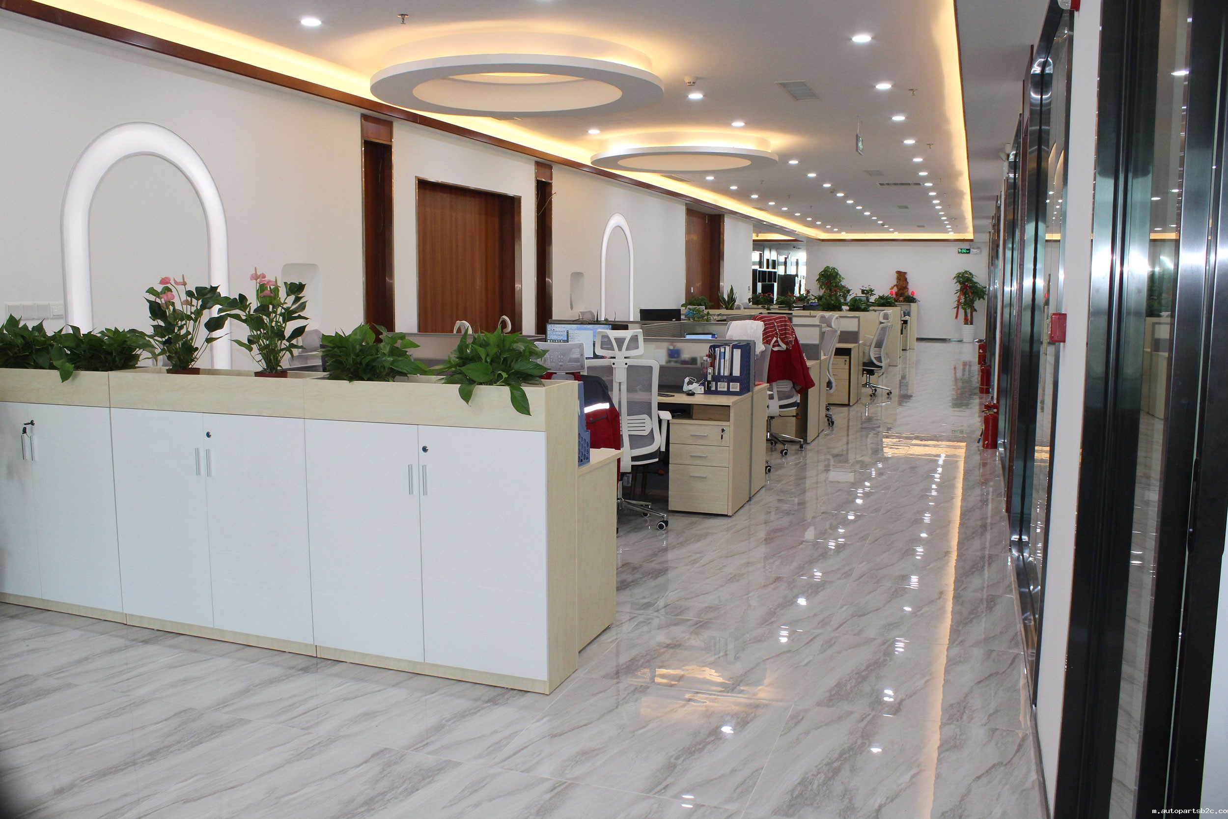 热烈祝贺广州百度雷竞技计算机喜迁新址 气象更新,砥砺前行