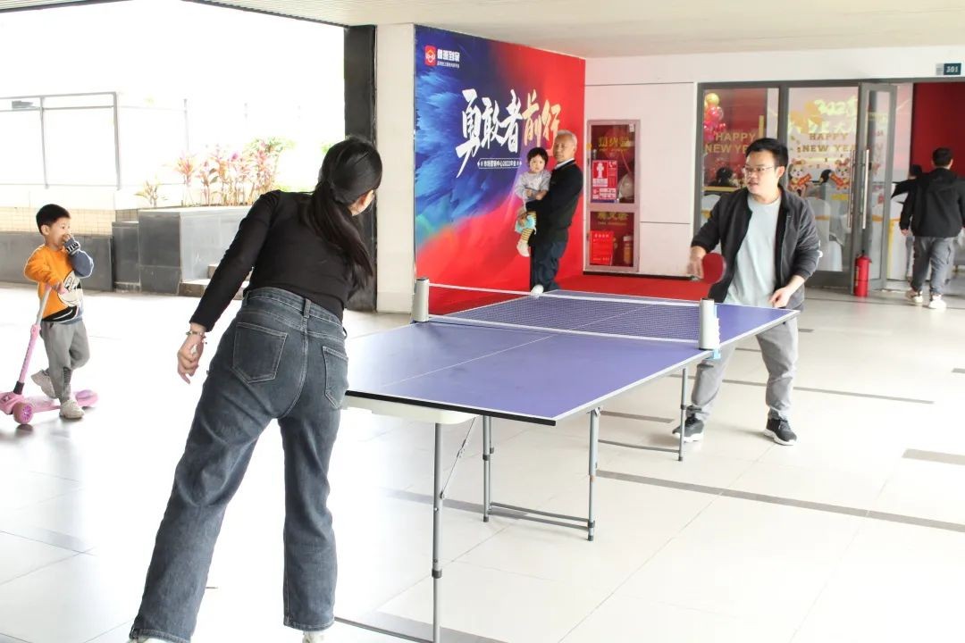 凝心聚力,蓄势待发|百度雷竞技计算机春日团建,让我们“轰趴”起来!(图10) 凝心聚力,蓄势待发|百度雷竞技计算机春日团建,让我们“轰趴”起来!(图10)